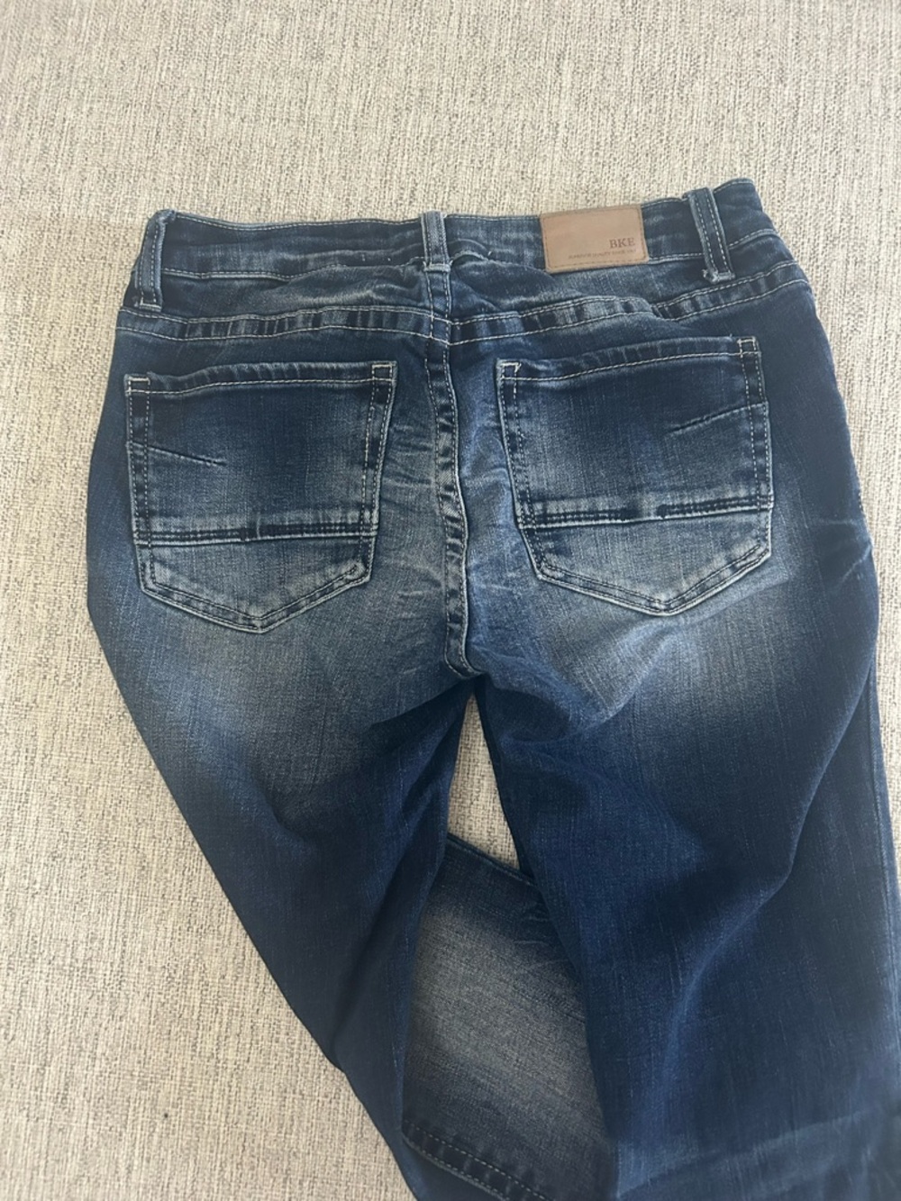 BKE Women's Straight Leg Jeans in Dark Blue with Fading